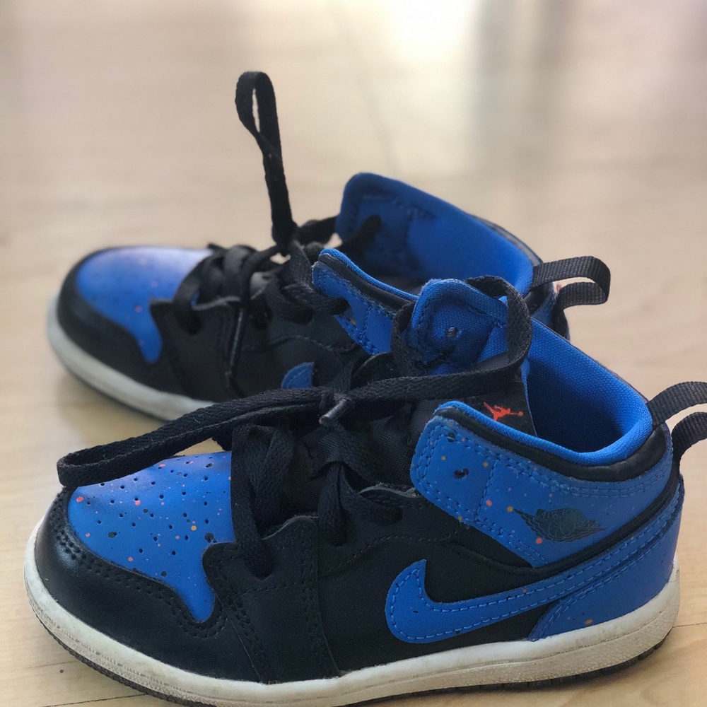 Toddlers Jordan’s size 9